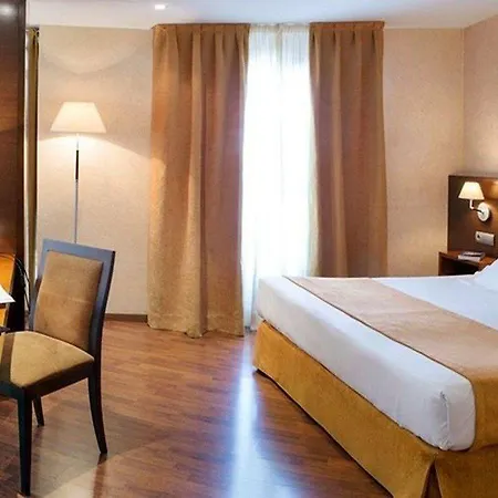 Hotel Torre De Sila